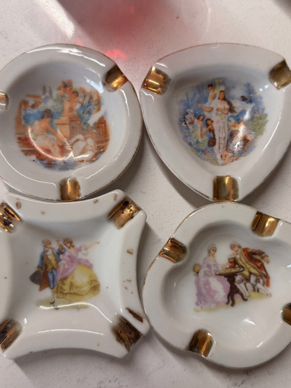 Vintage Porcelain Decorative Ashtray Set